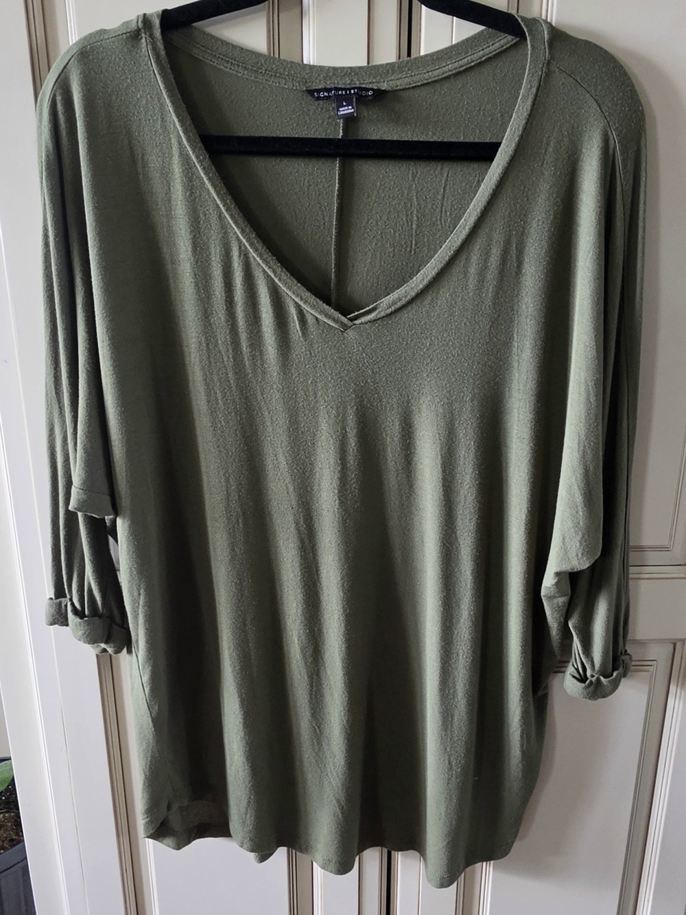 Large Signature Studio Olive V-Neck Dolman Sleeve Tunic